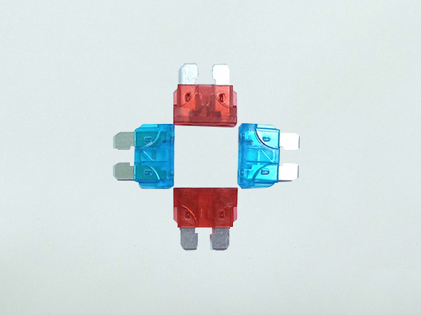 插片保险丝